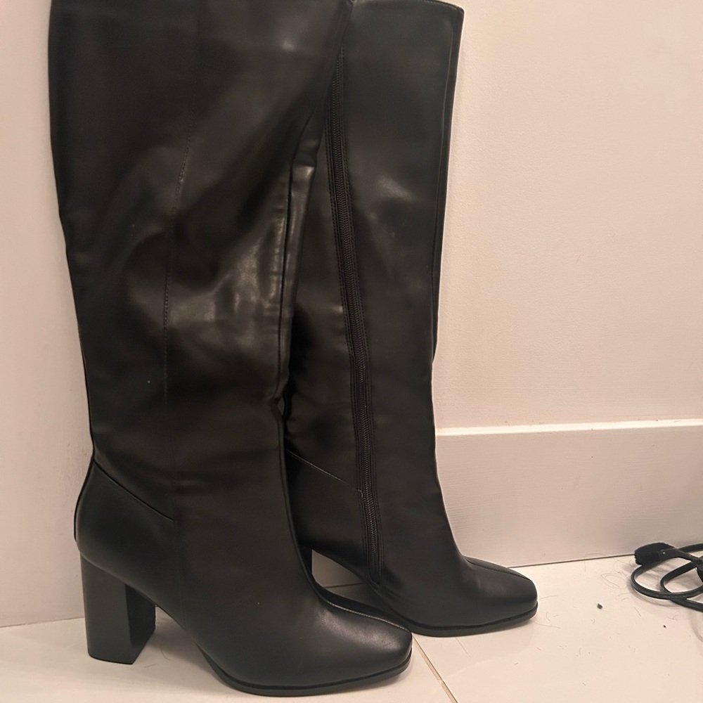Black knee high boots